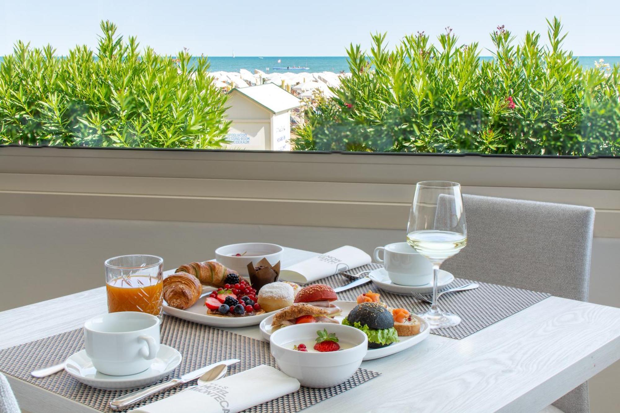 קאורלה Hotel Montecarlo 3 Stelle Superior מראה חיצוני תמונה