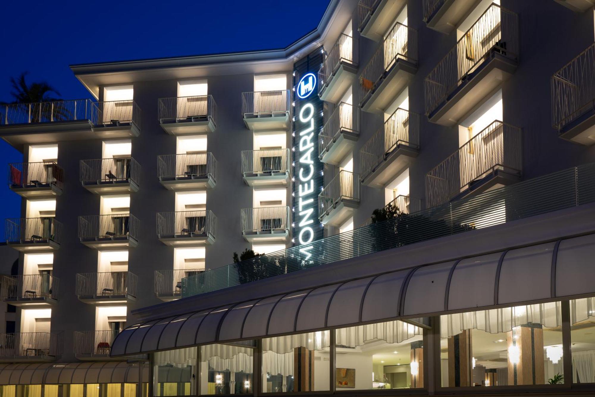 קאורלה Hotel Montecarlo 3 Stelle Superior מראה חיצוני תמונה