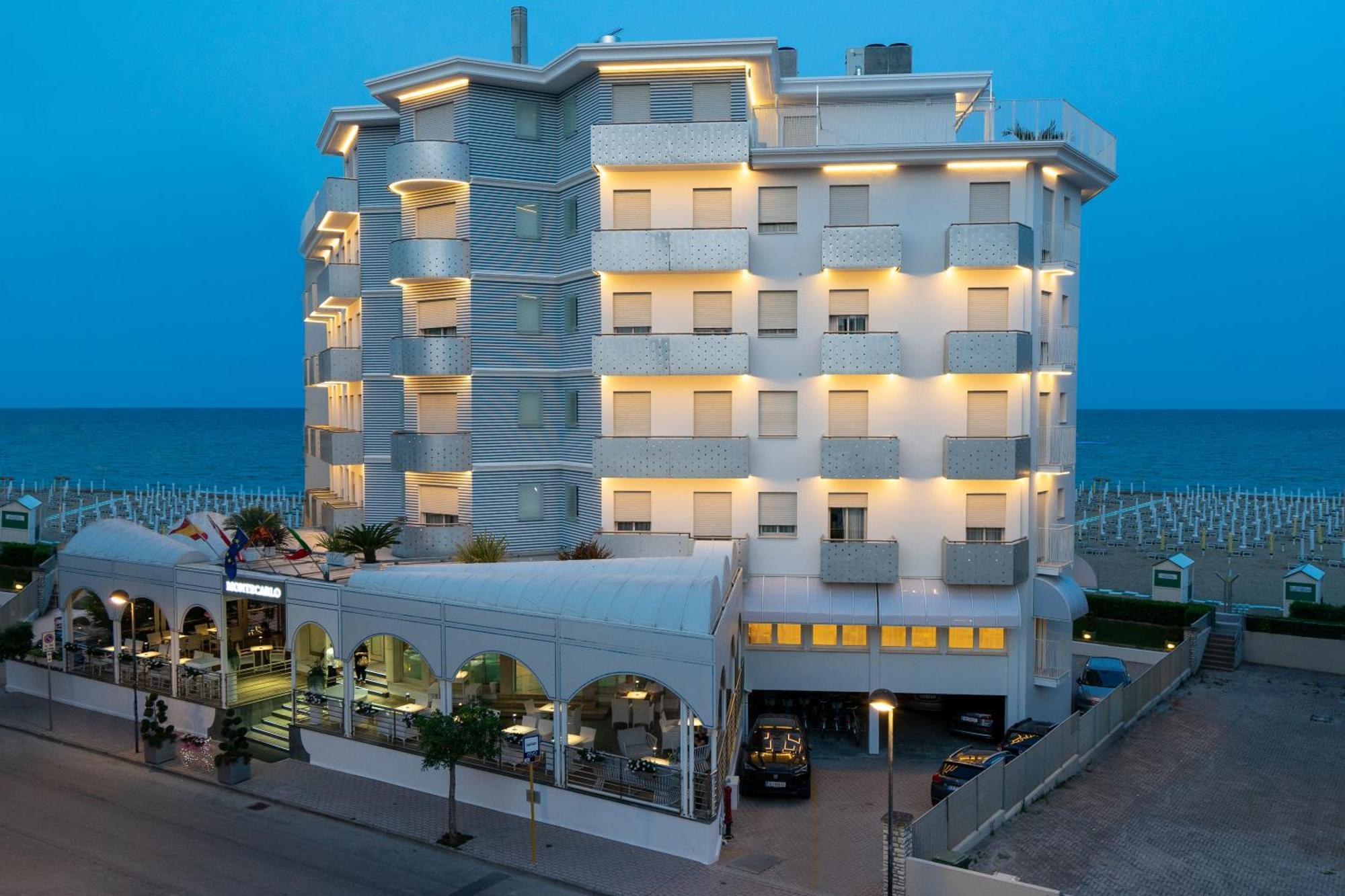 קאורלה Hotel Montecarlo 3 Stelle Superior מראה חיצוני תמונה